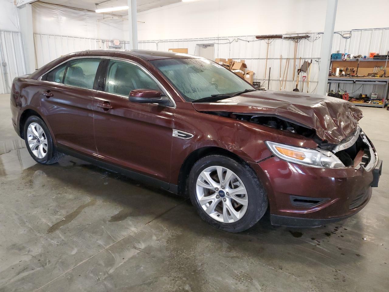 1FAHP2EW9AG143521 2010 Ford Taurus Sel