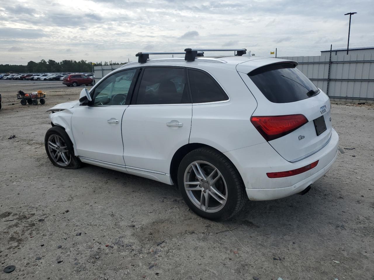 WA1L2AFP2HA084775 2017 AUDI Q5 - Image 2