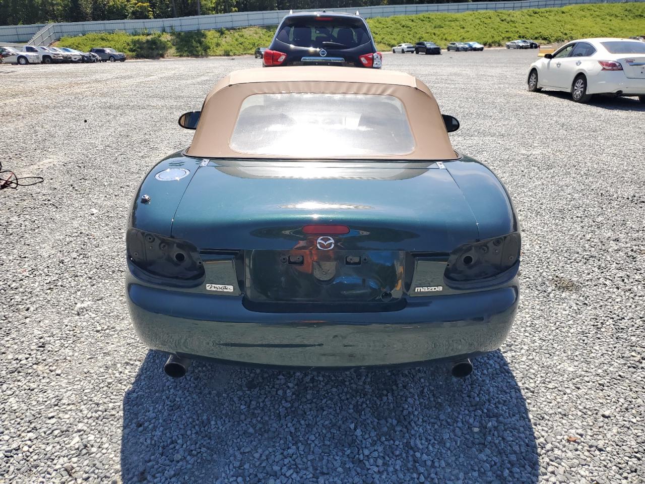 2000 Mazda Mx-5 Miata Base VIN: JM1NB3531Y0139991 Lot: 69516274