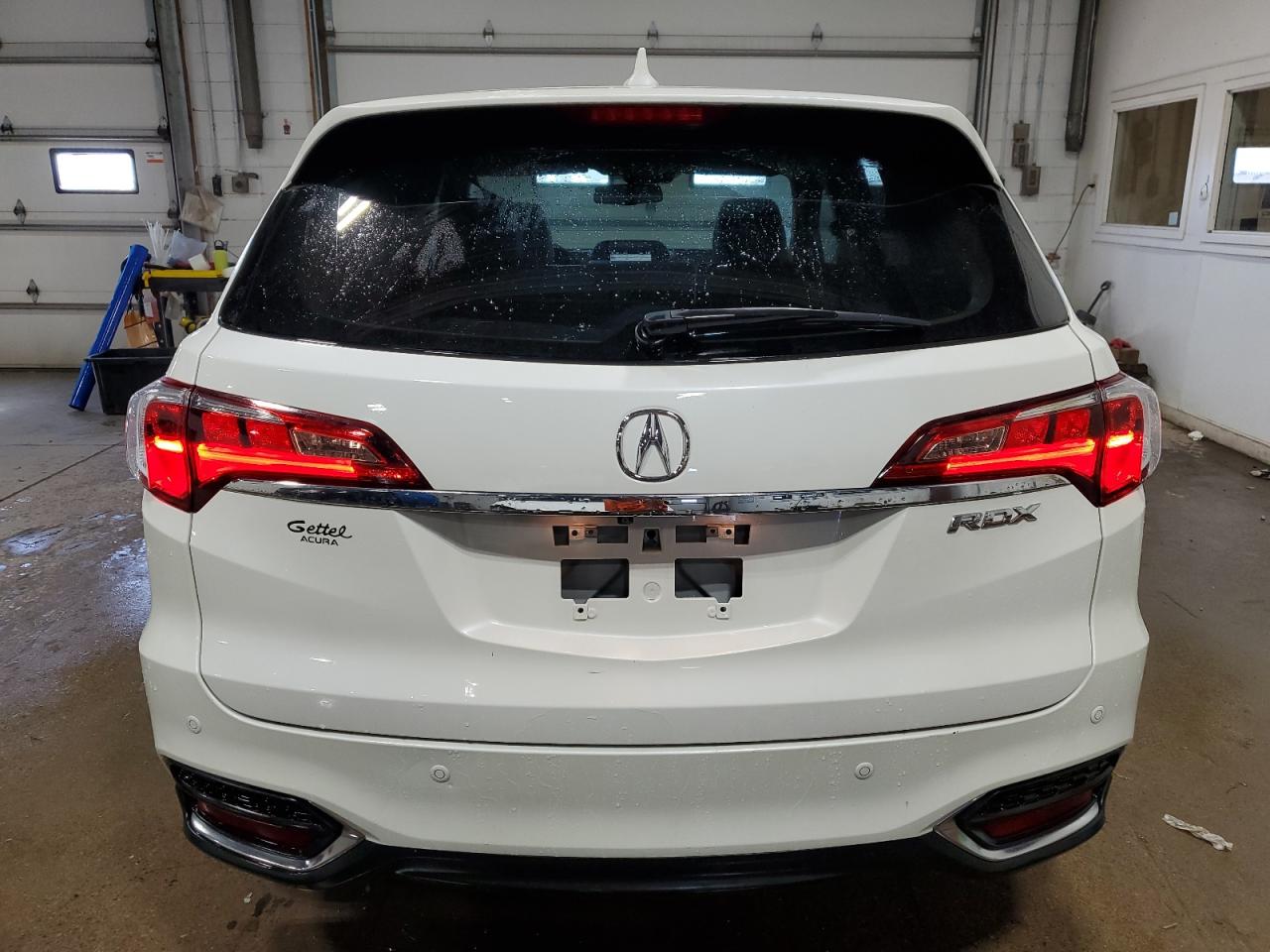 5J8TB3H72HL021552 2017 Acura Rdx Advance