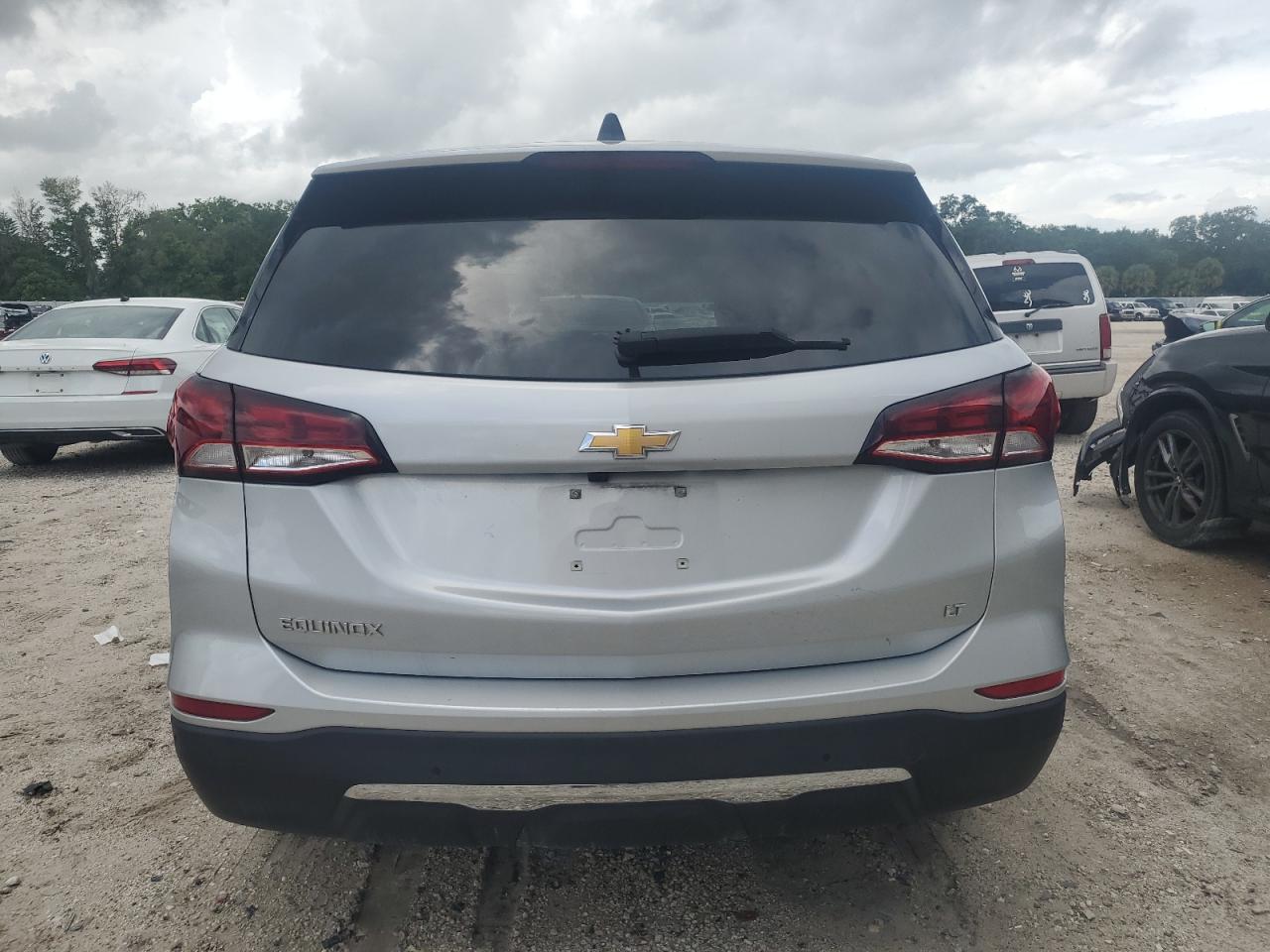 2022 Chevrolet Equinox Lt VIN: 2GNAXJEV2N6131818 Lot: 70954434