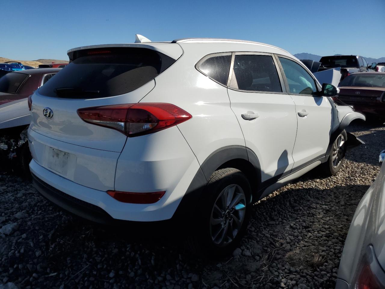 KM8J33A45JU710368 2018 Hyundai Tucson Sel