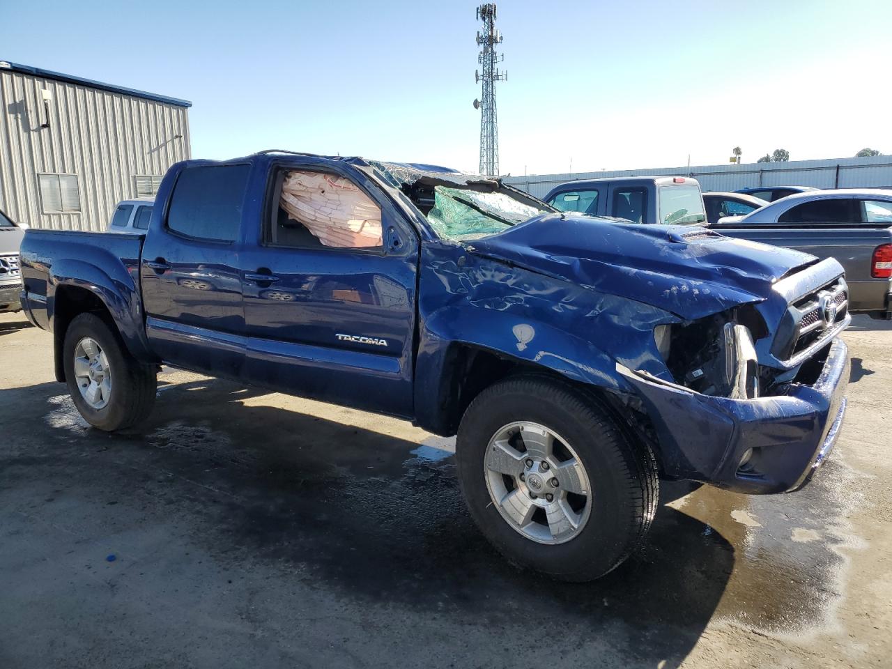 2014 Toyota Tacoma - Image 4