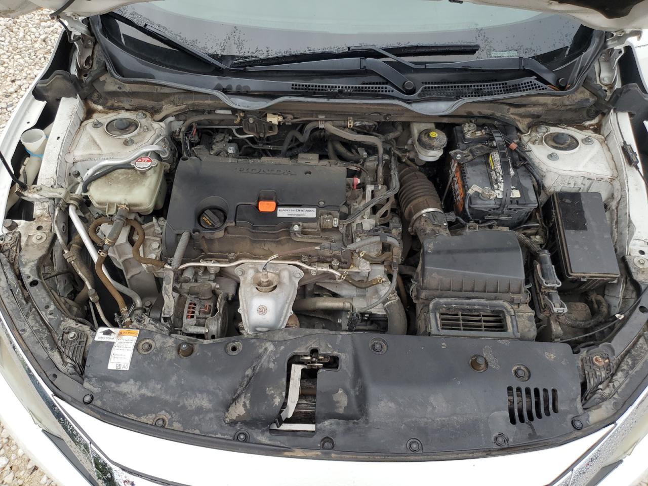 19XFC2F57HE064104 2017 Honda Civic Lx
