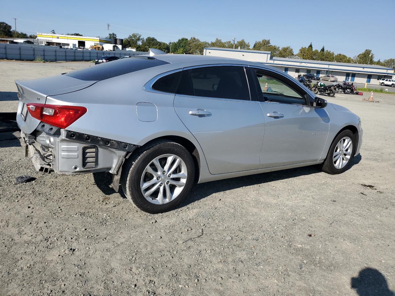 2017 Chevrolet Malibu - Image 3