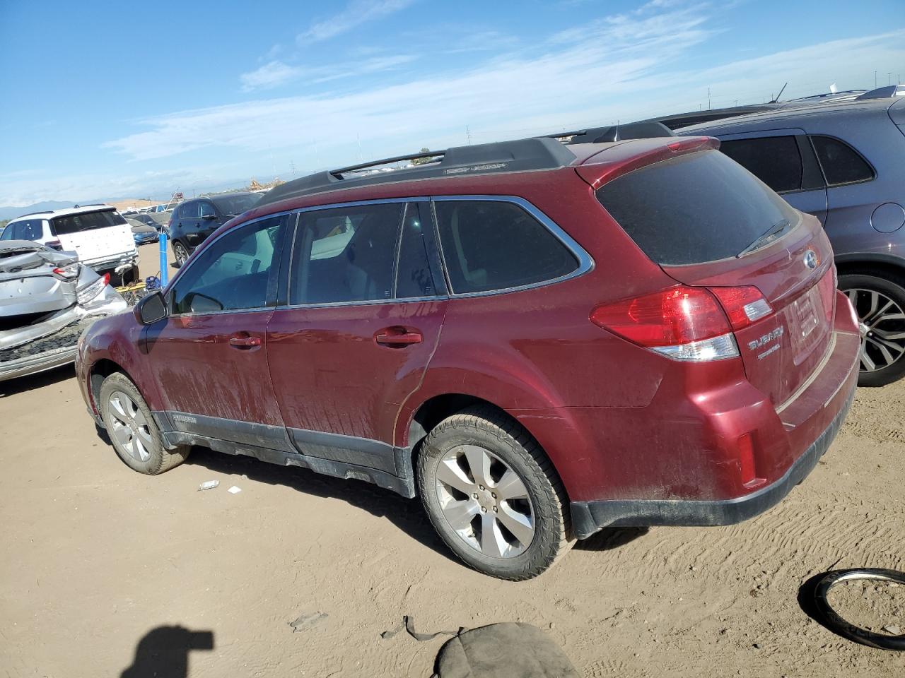 2011 Subaru Outback - Image 2