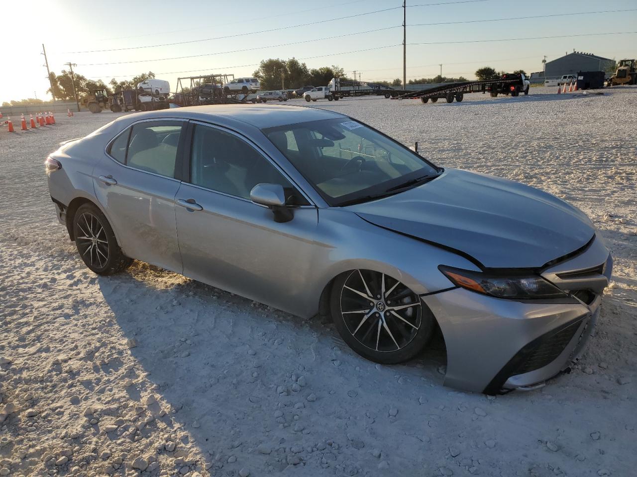 2023 Toyota Camry - Image 4