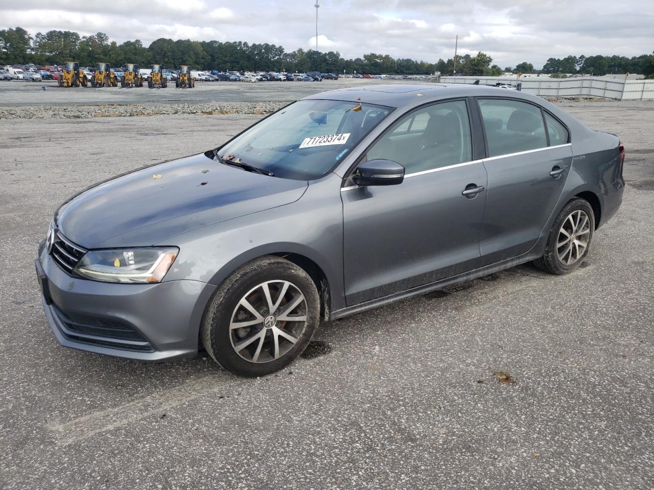 3VWDB7AJ0JM245954 2018 VOLKSWAGEN JETTA - Image 1