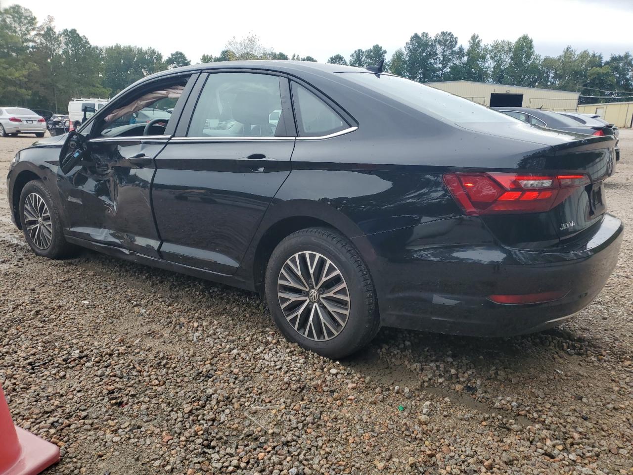 2021 Volkswagen Jetta - Image 2