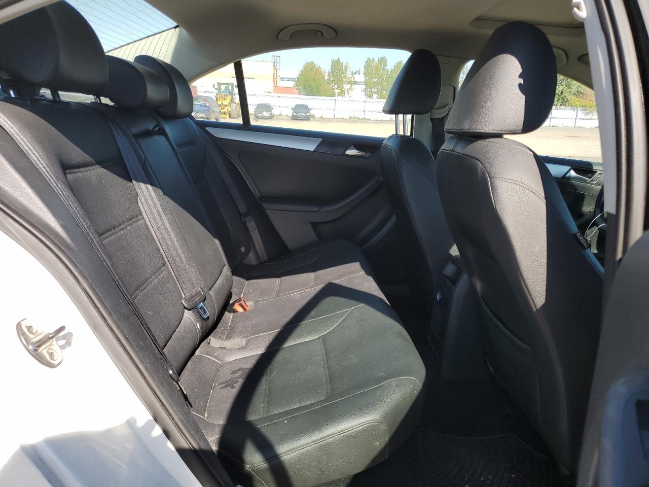 2011 Volkswagen Jetta Sel VIN: 3VWLX7AJ9BM074992 Lot: 70401564