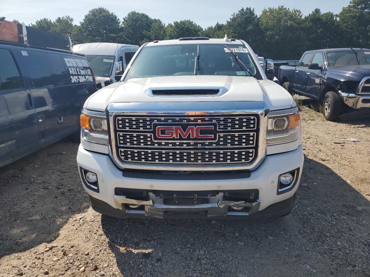 1GT12SEY9KF278355 2019 GMC Sierra K2500 Denali