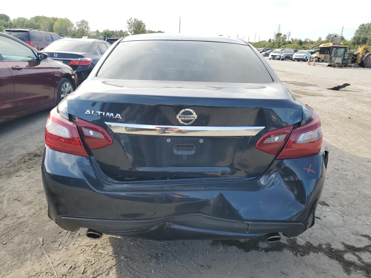 1N4AL3AP1JC107332 2018 Nissan Altima 2.5