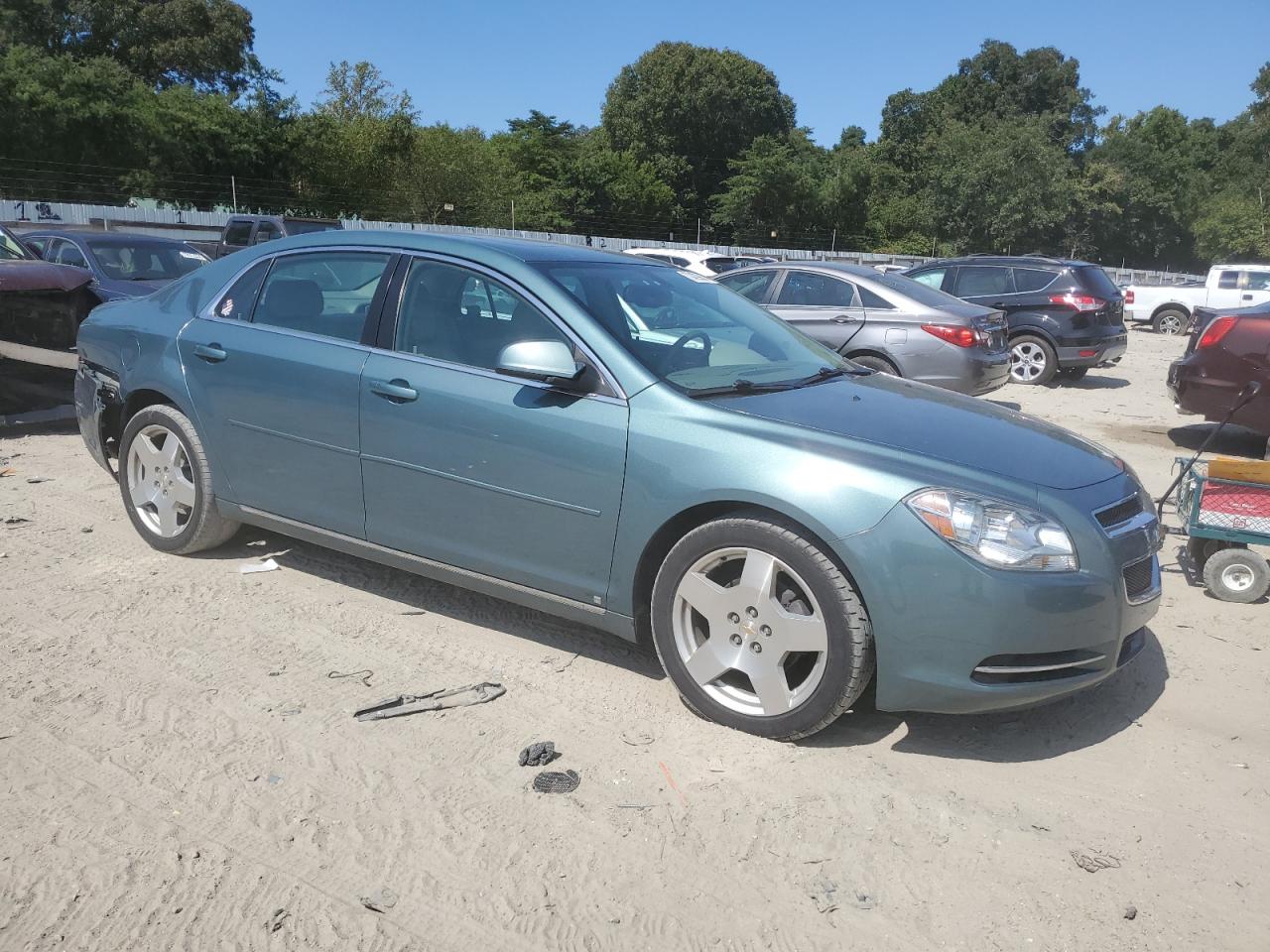 2009 Chevrolet Malibu - Image 4
