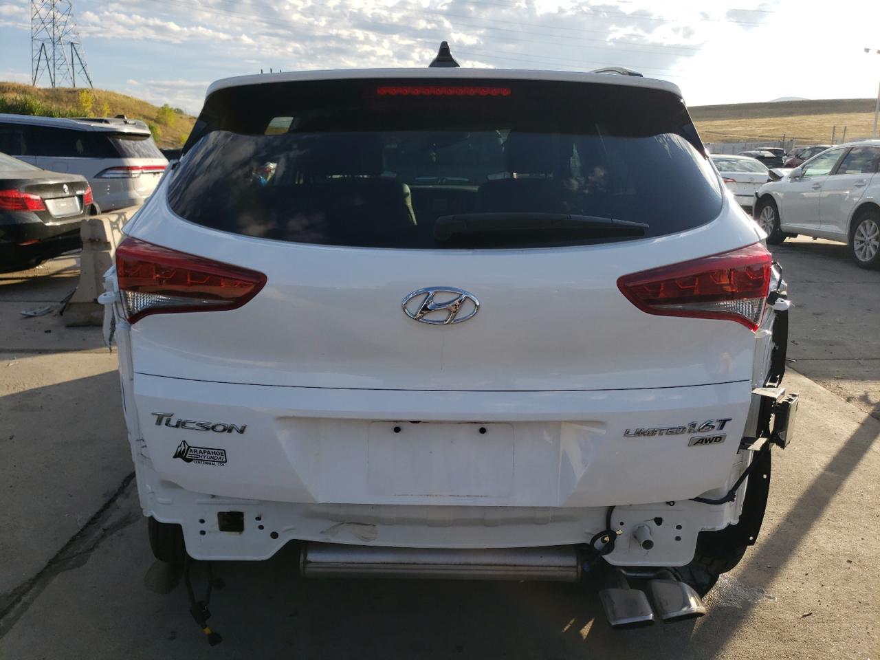 KM8J3CA26HU371760 2017 Hyundai Tucson Limited