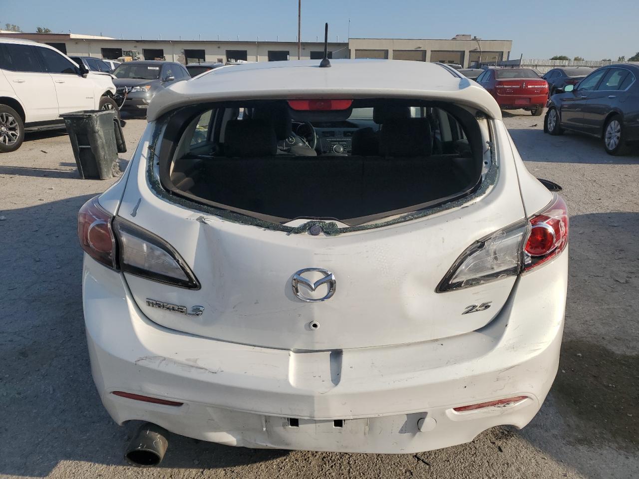 2011 Mazda 3 S VIN: JM1BL1K52B1485849 Lot: 71206194