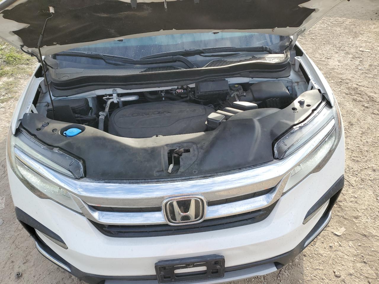 2021 Honda Pilot Touring VIN: 5FNYF5H61MB040229 Lot: 69979134