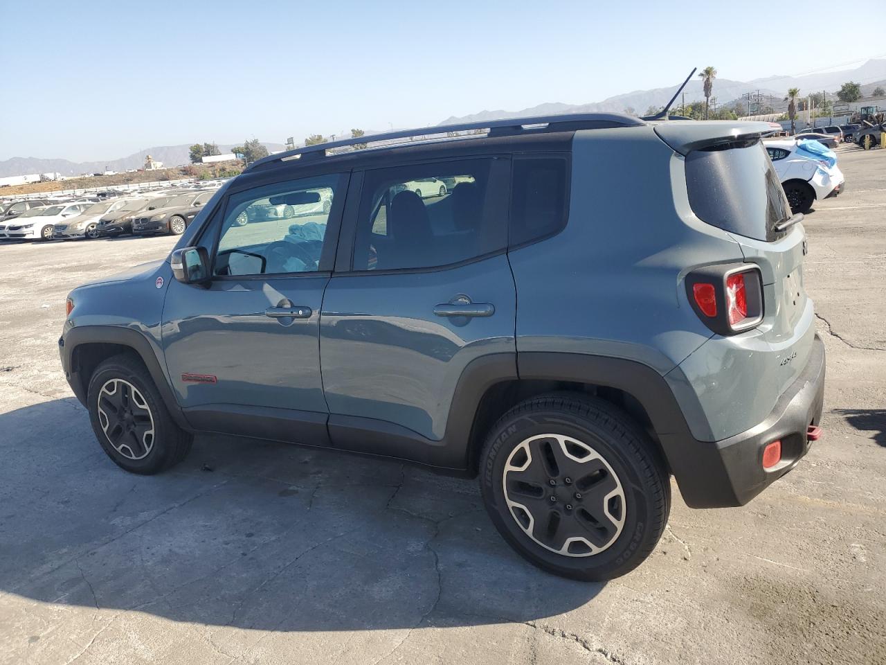 ZACCJBCT7FPC20945 2015 Jeep Renegade Trailhawk