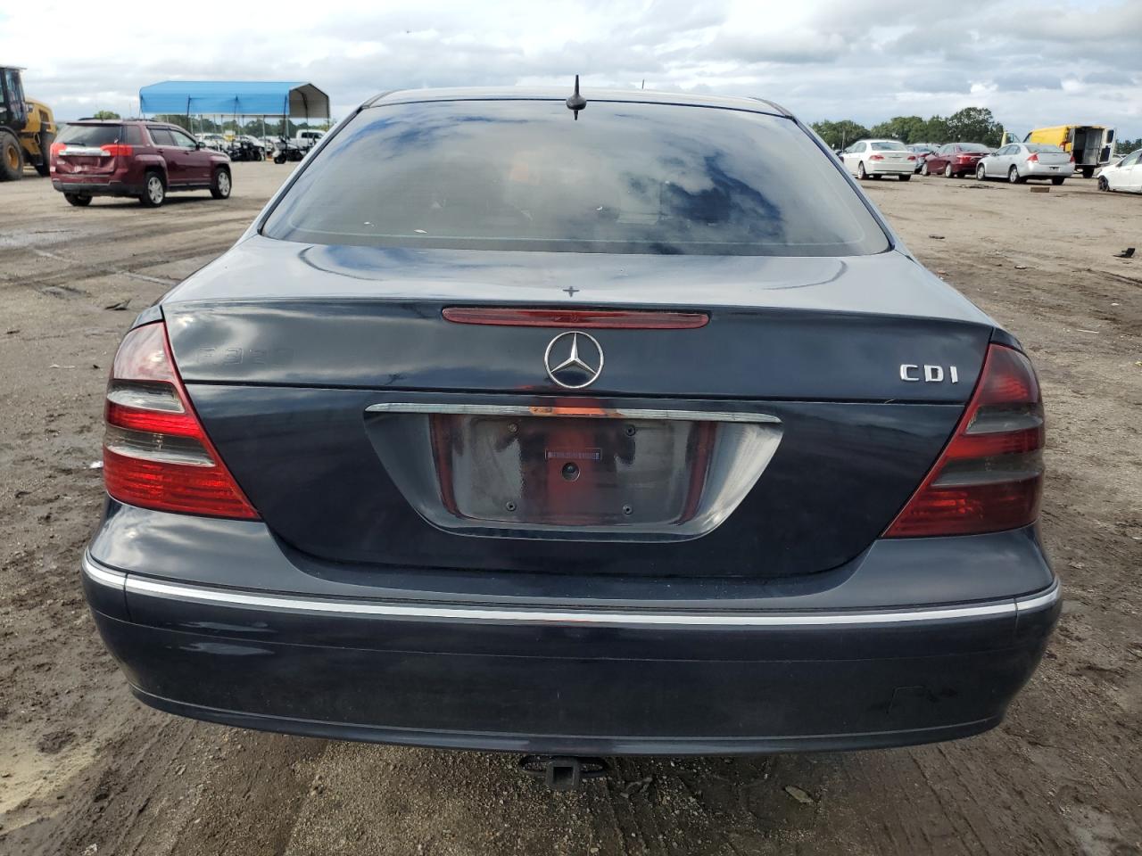 WDBUF26J05A720281 2005 Mercedes-Benz E 320 Cdi