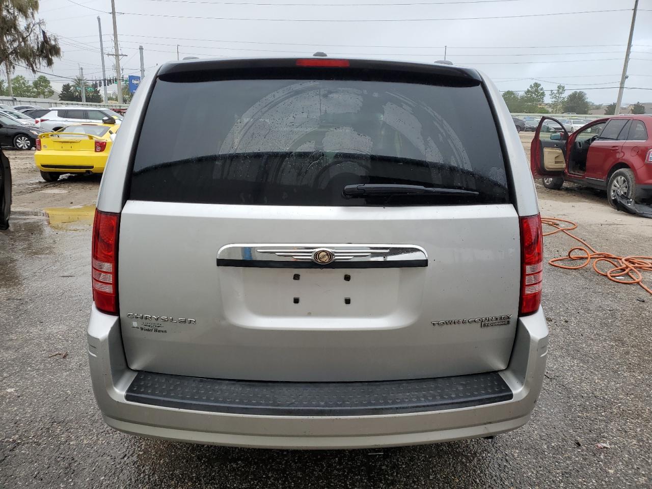 2010 Chrysler Town & Country Touring VIN: 2A4RR5D18AR173604 Lot: 71252484