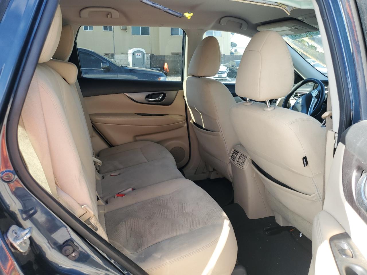 2016 Nissan Rogue - Image 10