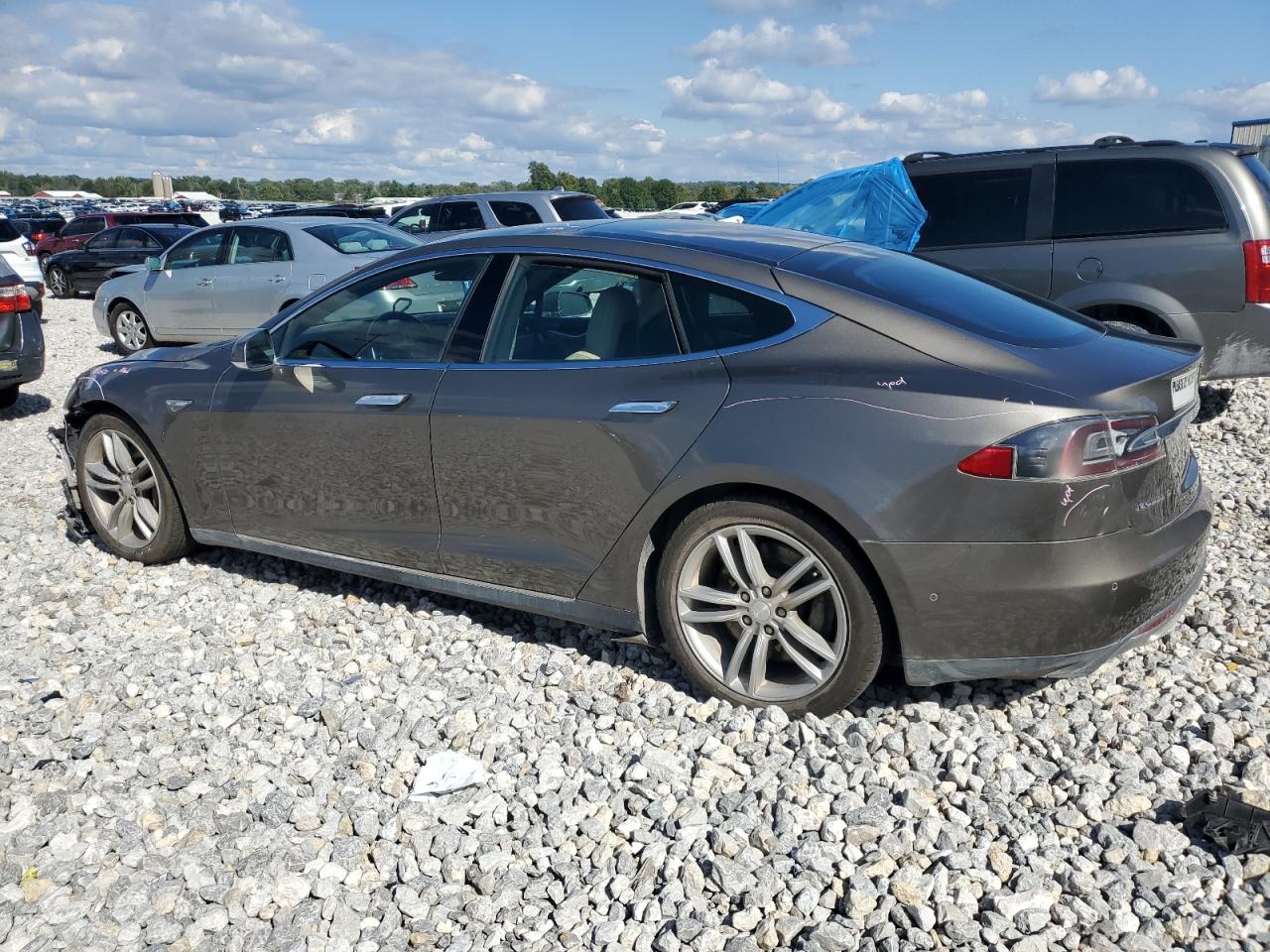 VIN 5YJSA1E23GF127875 2016 TESLA MODEL S no.2