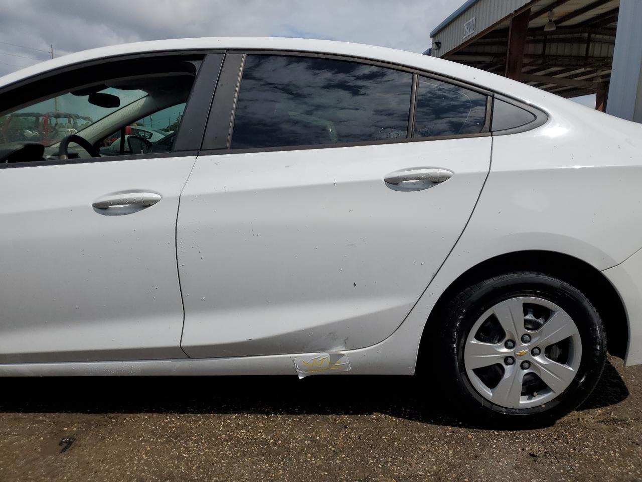 2018 Chevrolet Cruze Ls VIN: 1G1BC5SM8J7239357 Lot: 71170654