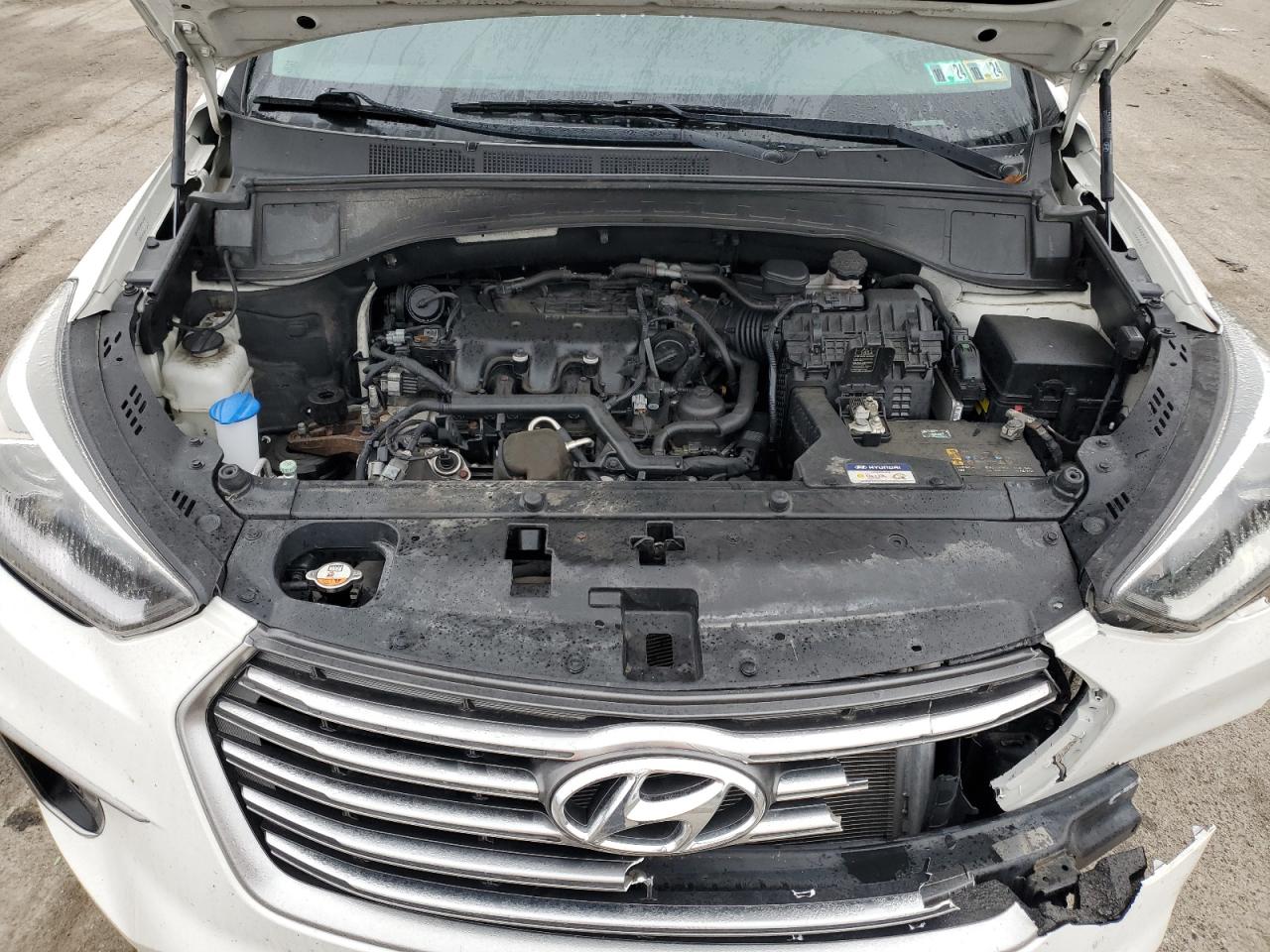 KM8SMDHF6JU269039 2018 Hyundai Santa Fe Se