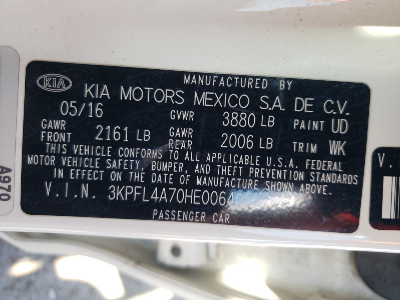 3KPFL4A70HE006405 2017 Kia Forte Lx