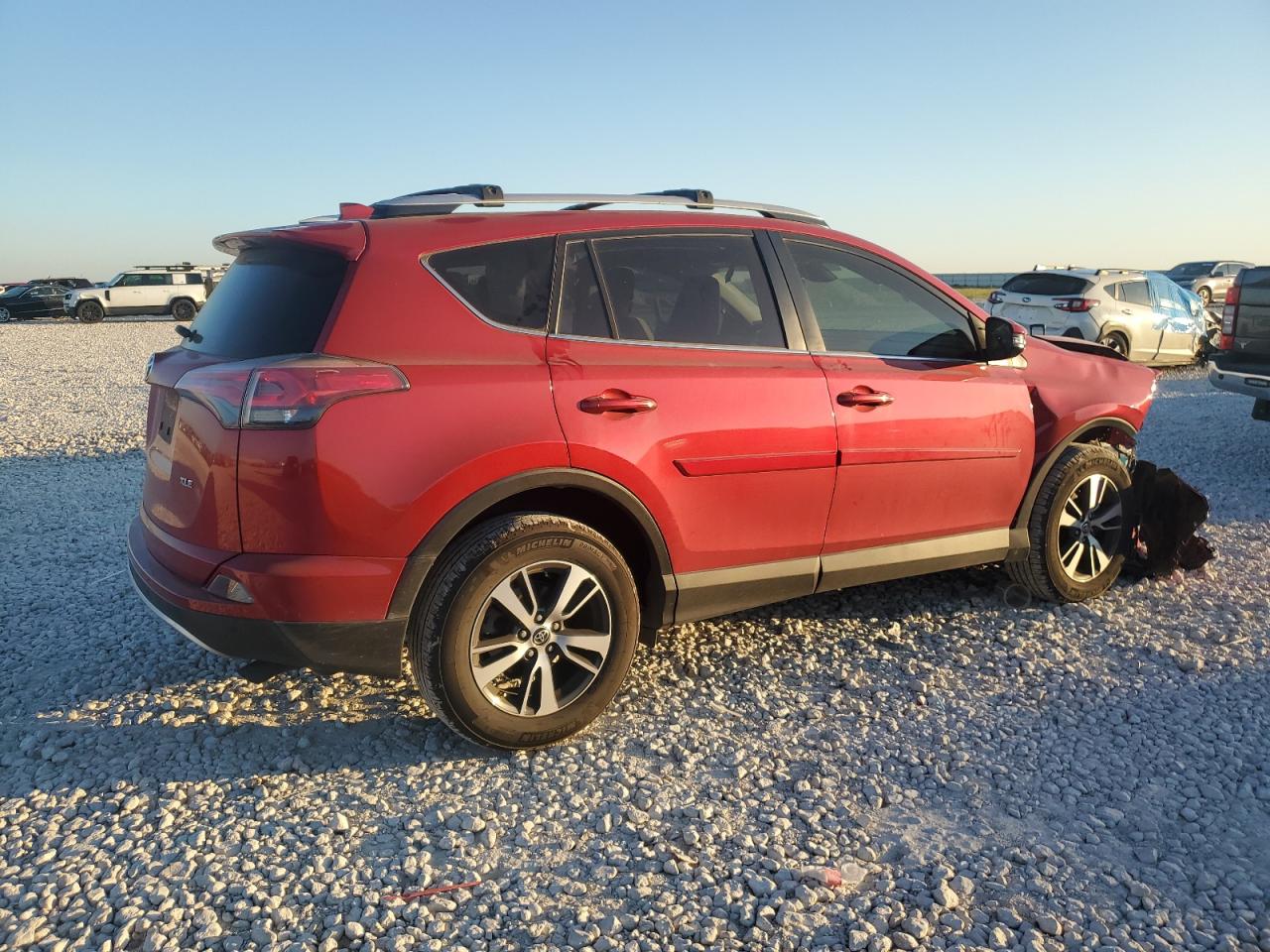 2016 Toyota RAV 4 - Image 3