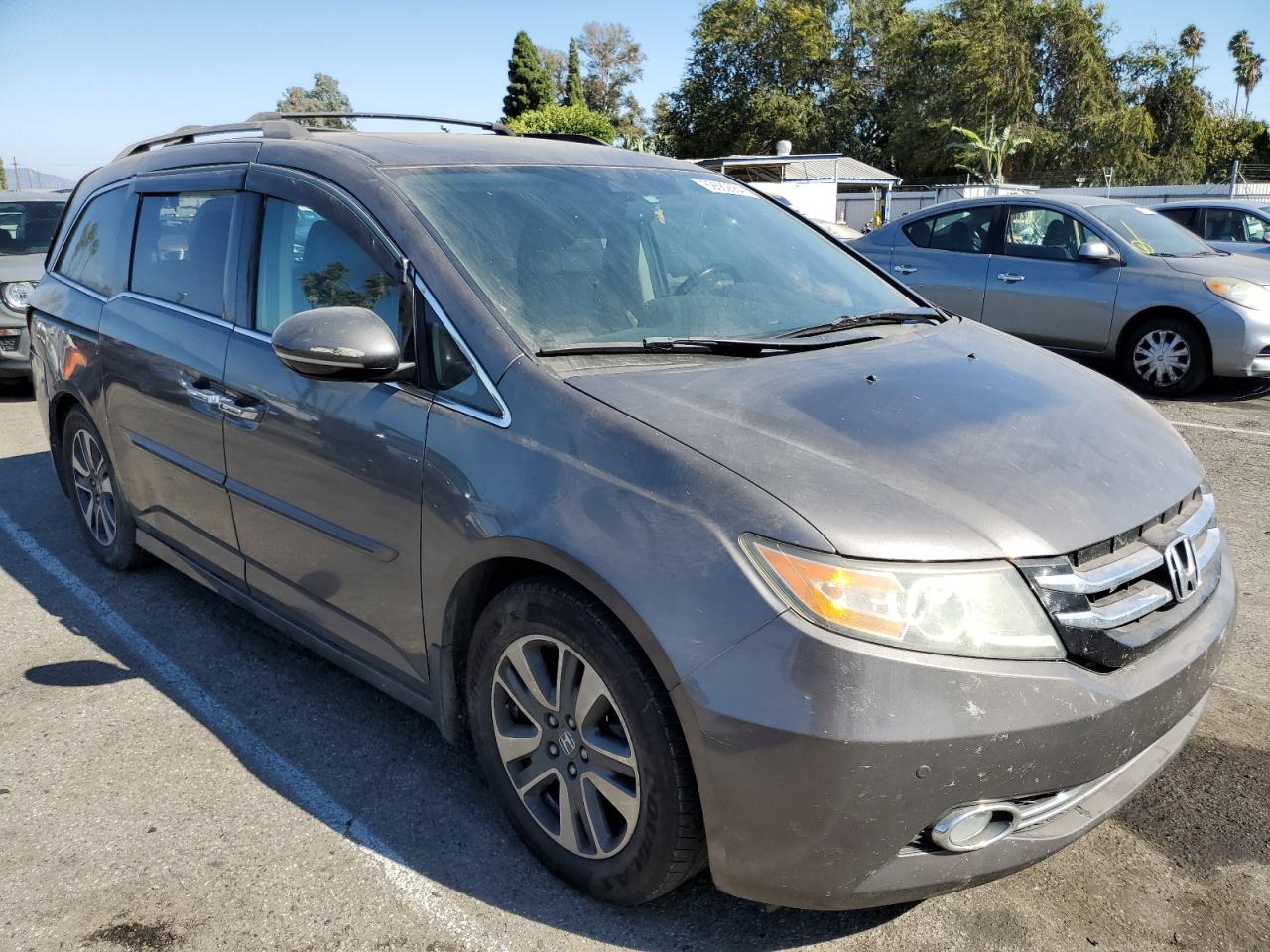 VIN 5FNRL5H91FB129051 2015 HONDA ODYSSEY no.4