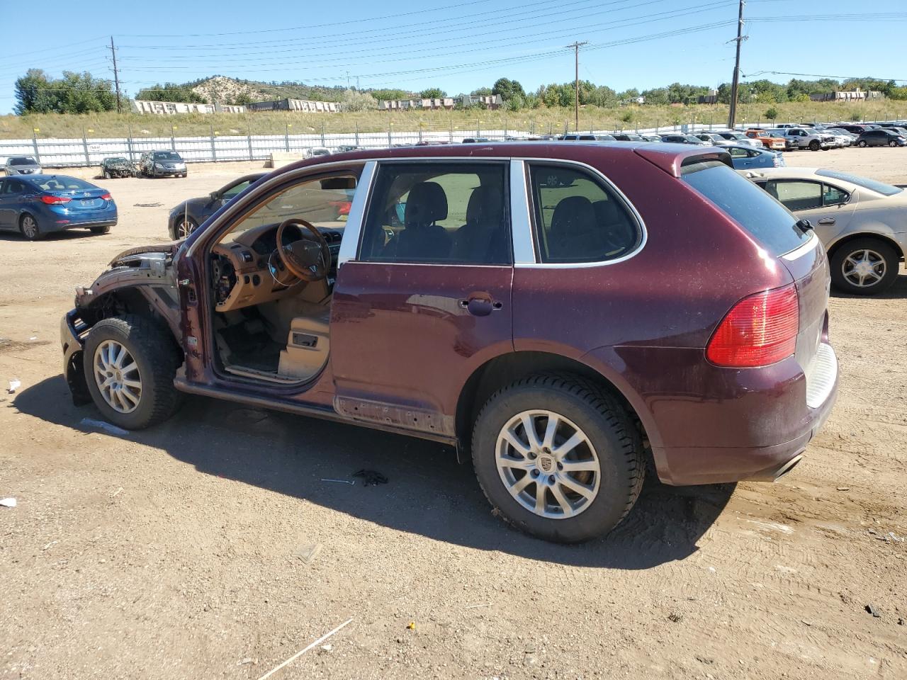 2005 Porsche Cayenne - Image 2