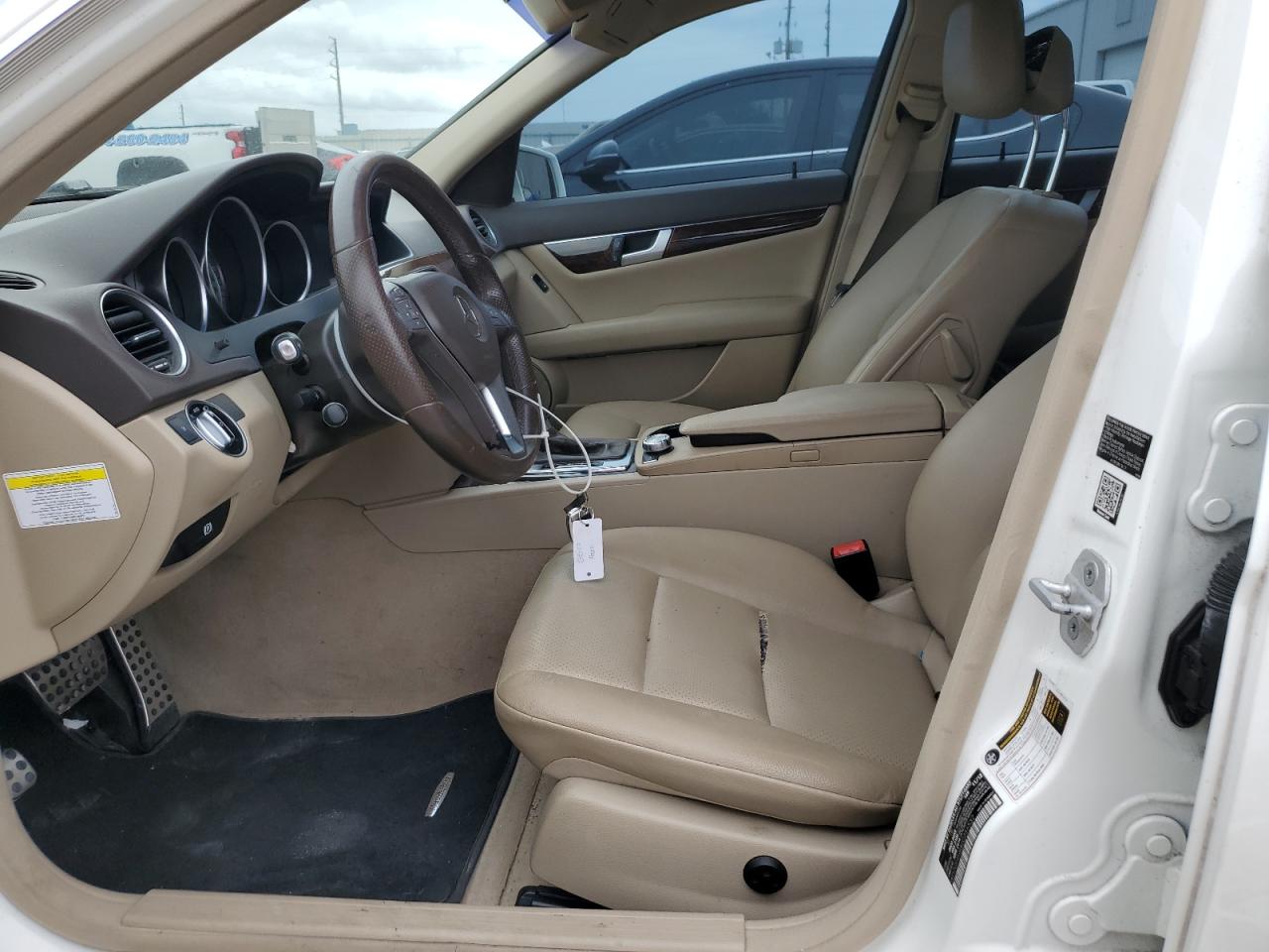 2014 Mercedes-Benz C 250 VIN: WDDGF4HB8EG256532 Lot: 73110564