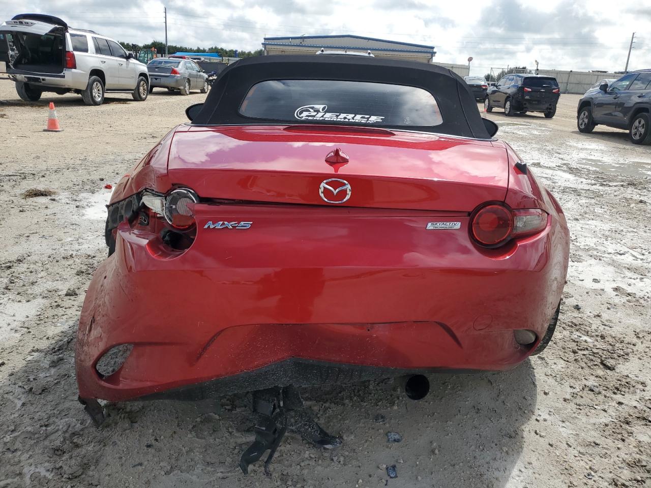 2016 Mazda Mx-5 Miata Grand Touring VIN: JM1NDAD73G0111840 Lot: 70985124