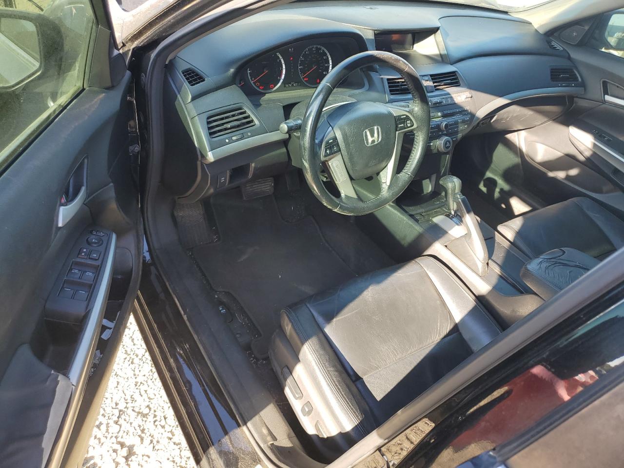 2010 Honda Accord Exl VIN: 1HGCP2F81AA132635 Lot: 72773794