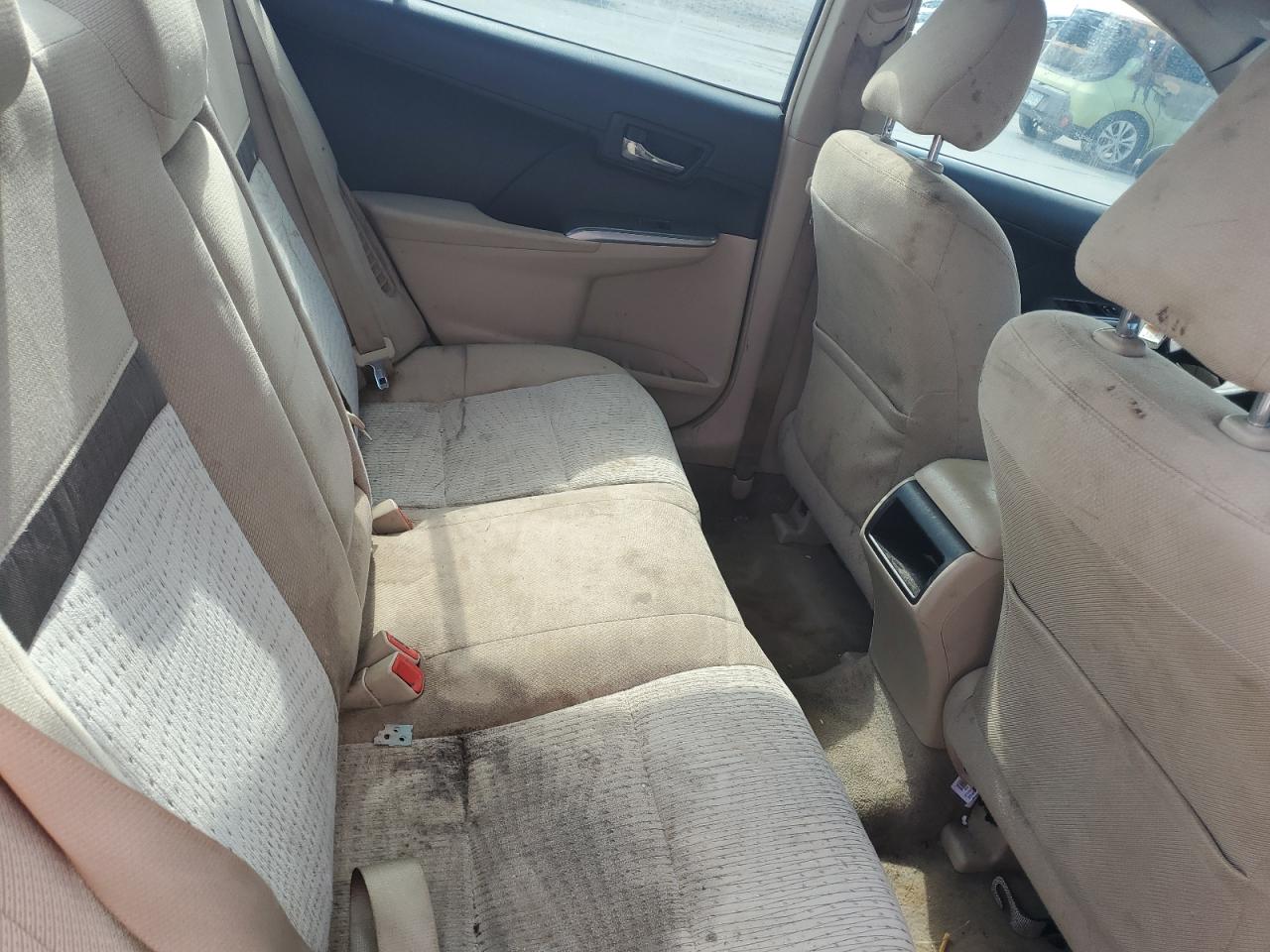 2014 Toyota Camry - Image 10