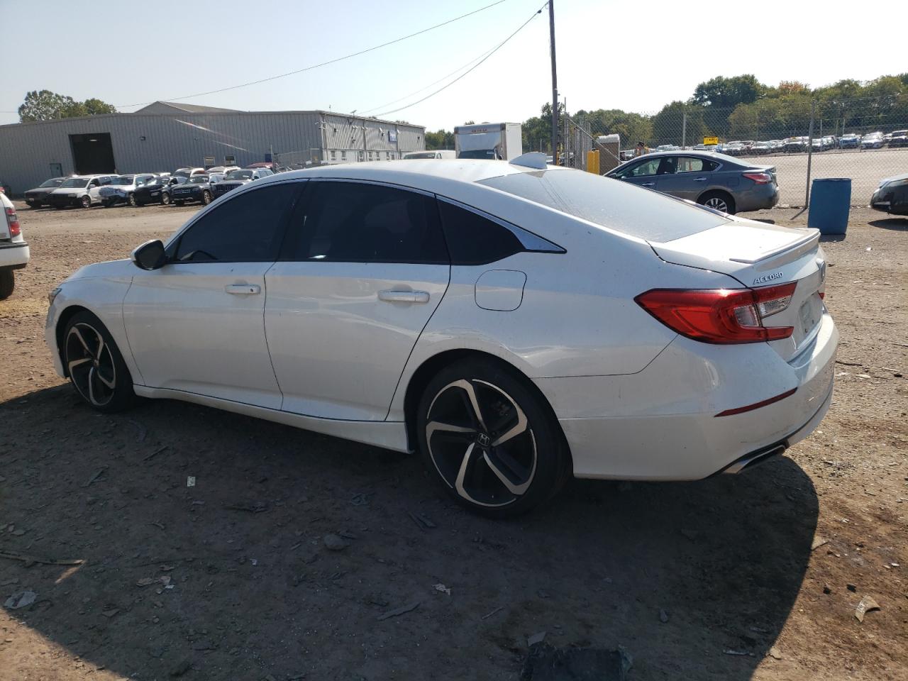 1HGCV1F32LA117360 2020 HONDA ACCORD - Image 2