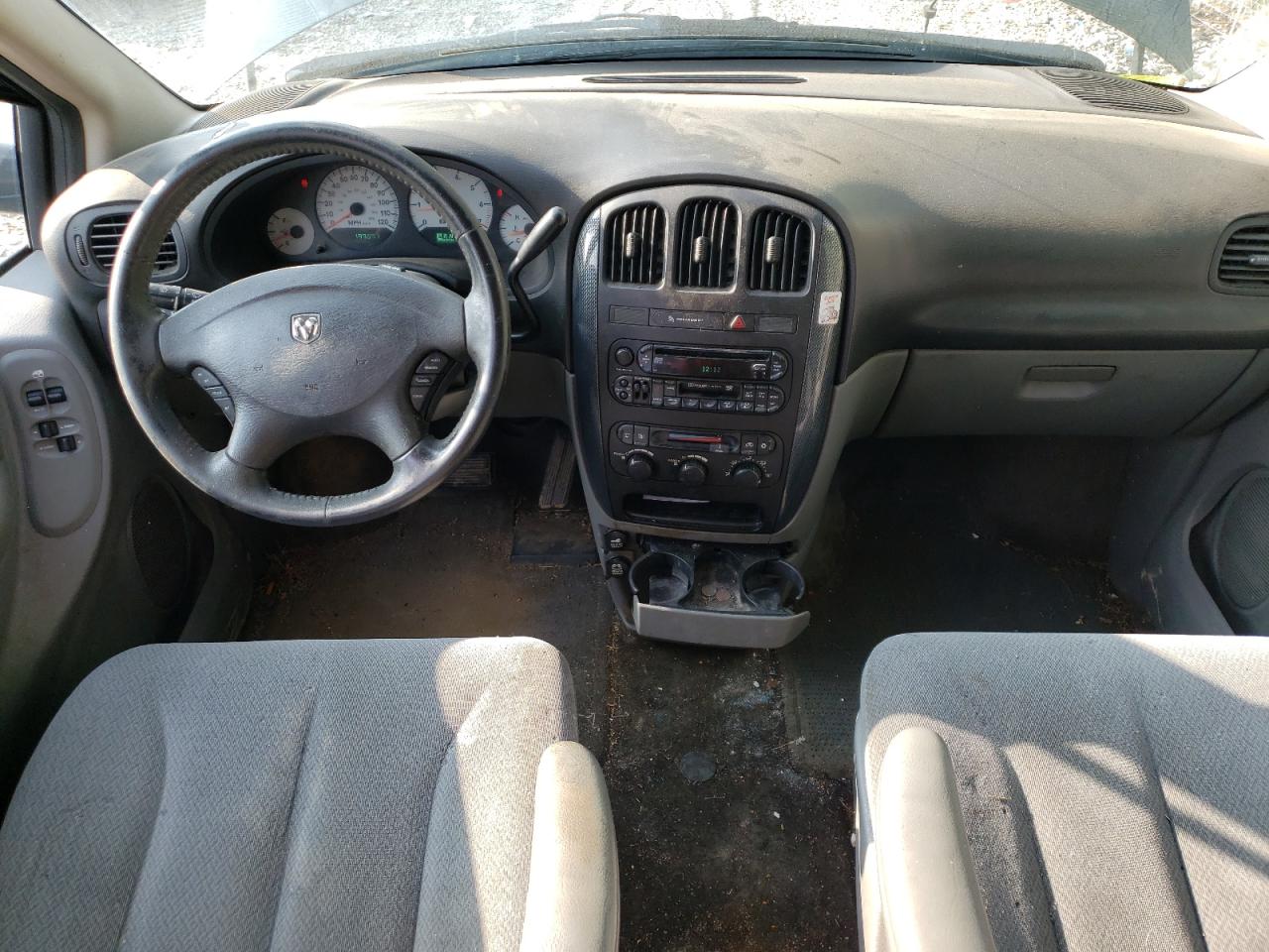 2005 Dodge Caravan - Image 8