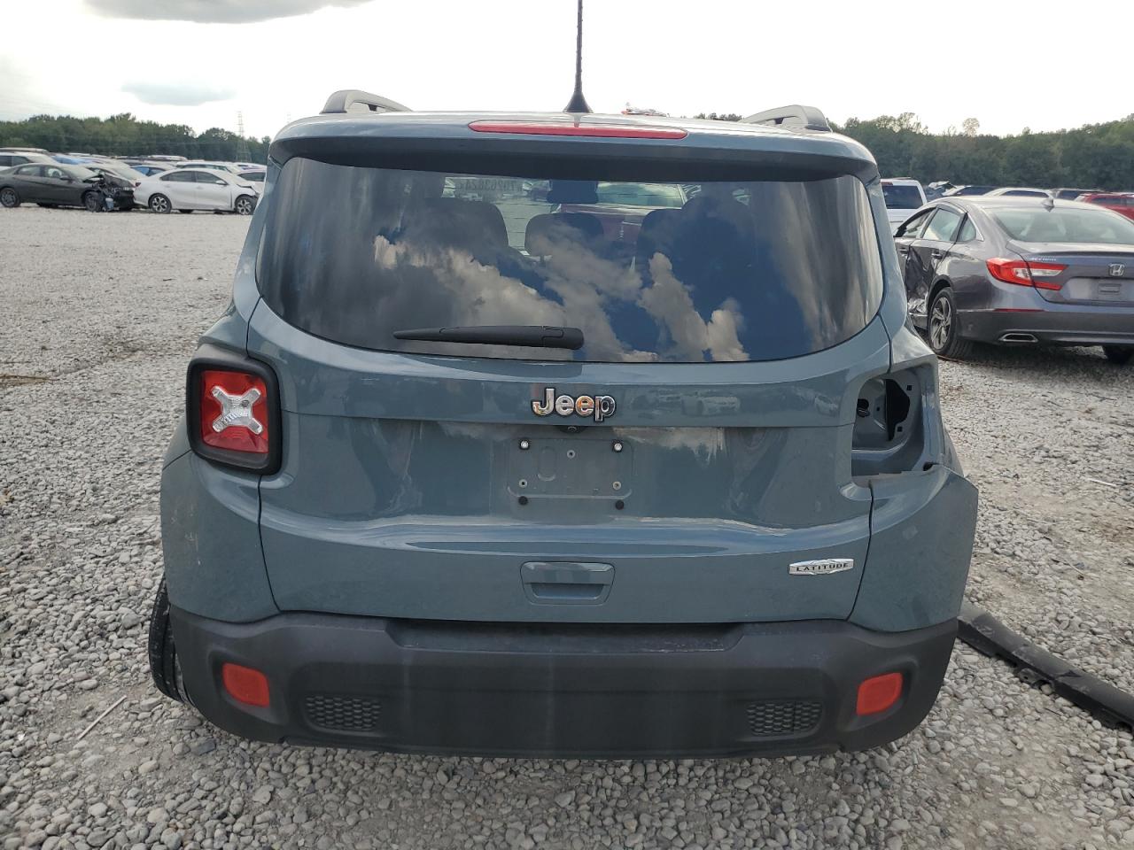 ZACCJABB6JPJ58737 2018 Jeep Renegade Latitude