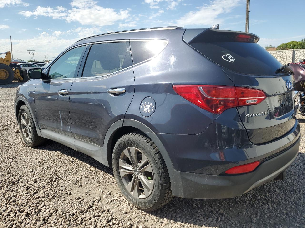 2016 Hyundai Santa Fe - Image 2