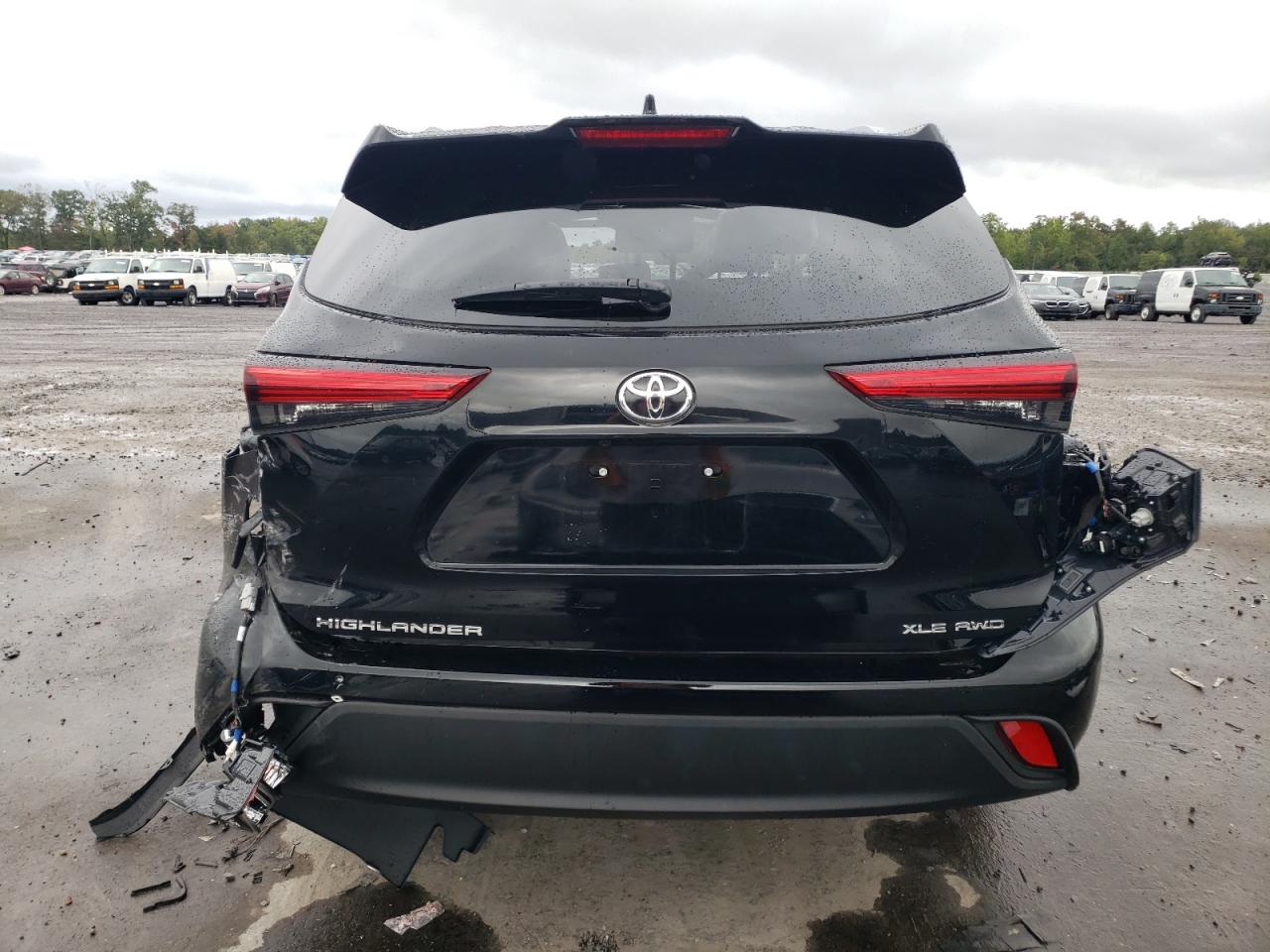 5TDGZRBH6MS554612 2021 Toyota Highlander Xle