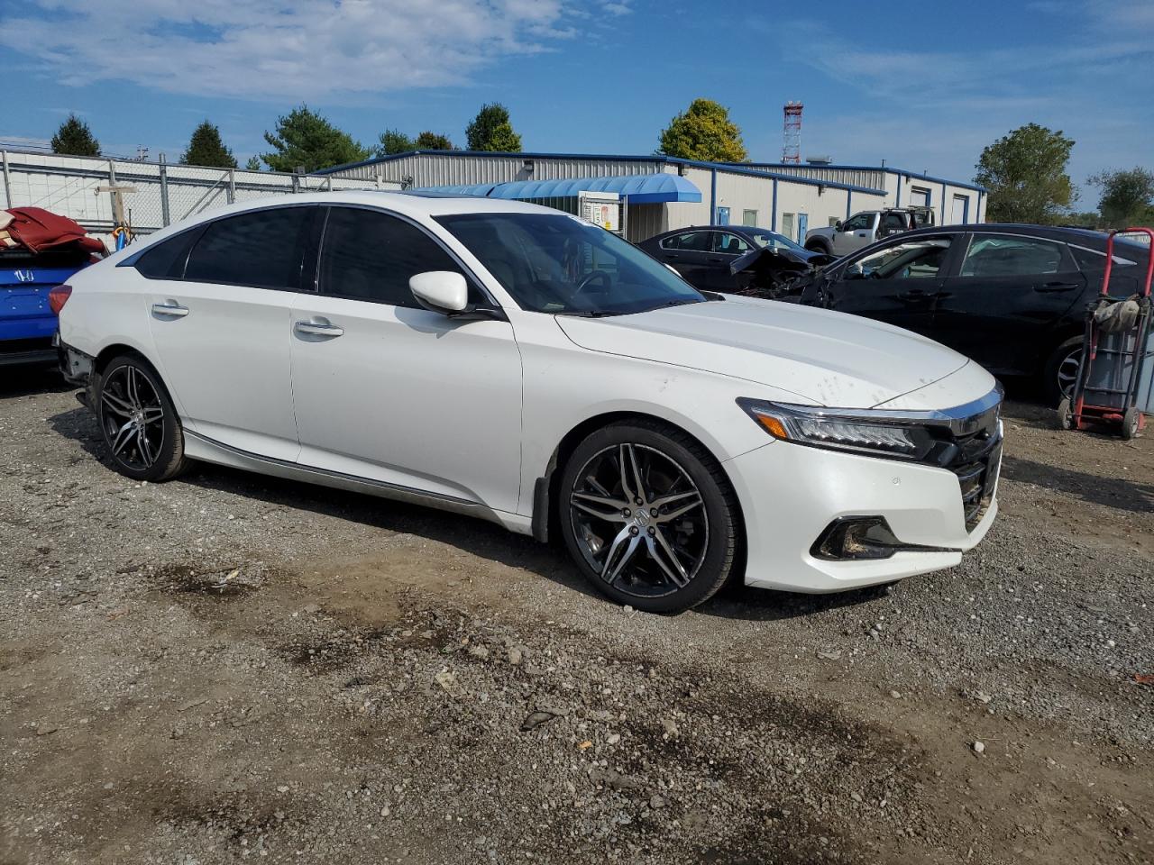 2022 Honda Accord Touring VIN: 1HGCV2F93NA002070 Lot: 71918964