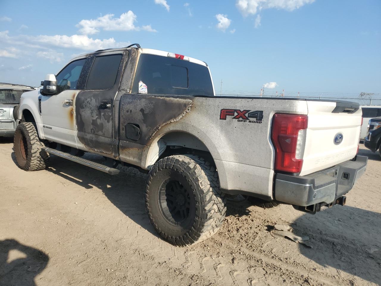 2017 Ford F250 - Image 2