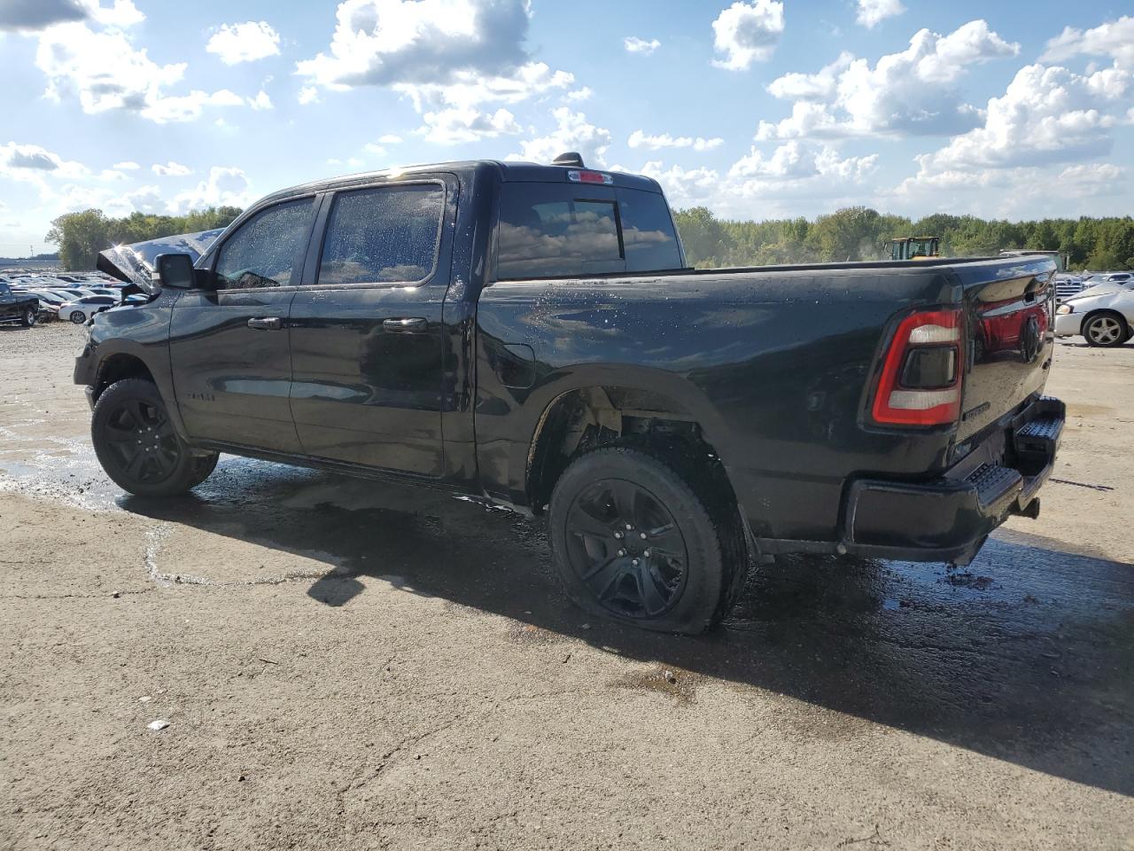 2020 RAM 1500 - Image 2
