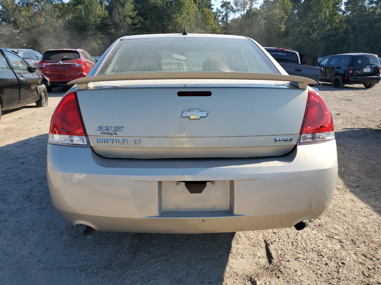 2G1WB5E36C1294381 2012 Chevrolet Impala Lt