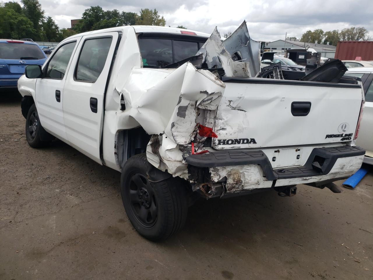 2010 Honda Ridgeline - Image 2