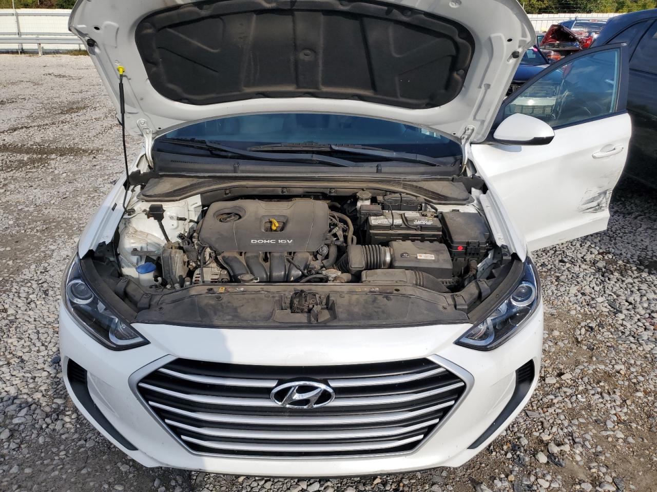 5NPD84LF9JH280698 2018 Hyundai Elantra Sel