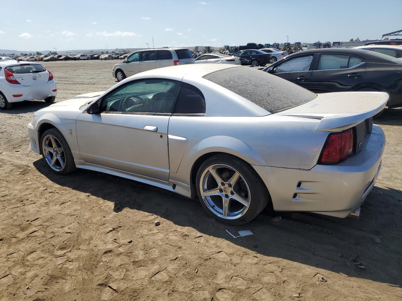 2001 Ford Mustang - Image 2