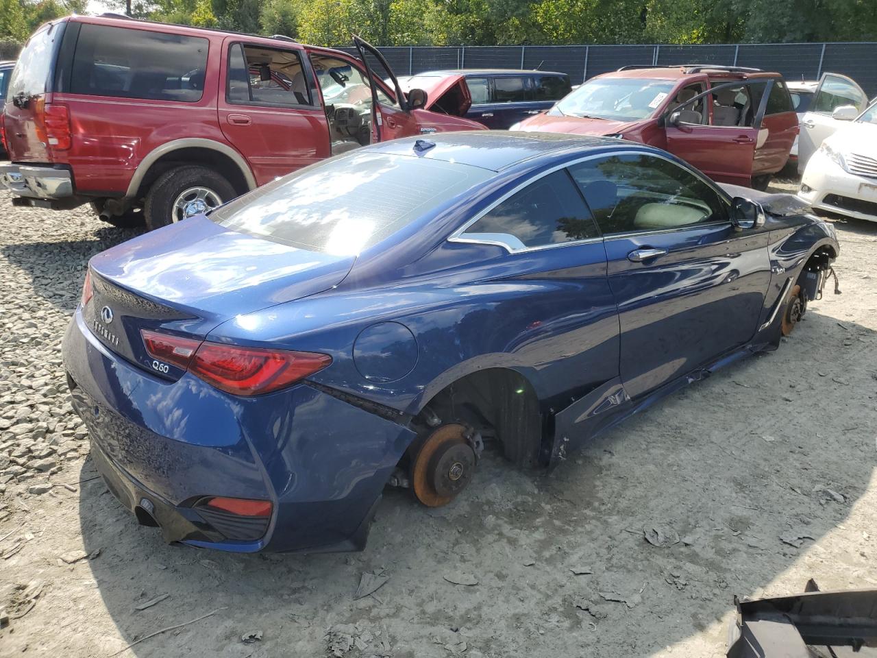 JN1EV7EL4HM550389 2017 Infiniti Q60 Premium