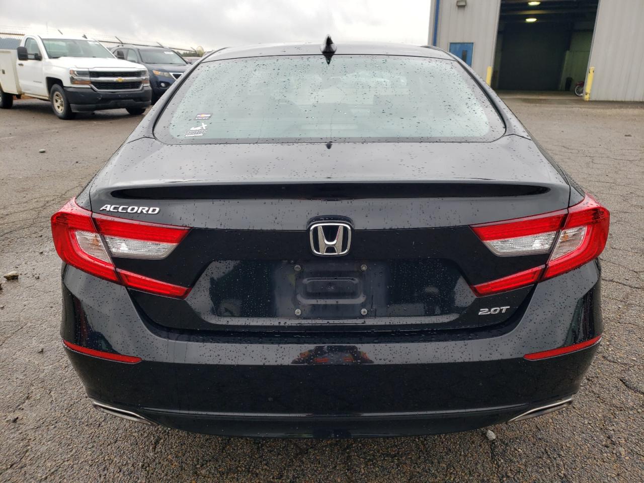 1HGCV2F56KA007868 2019 Honda Accord Exl