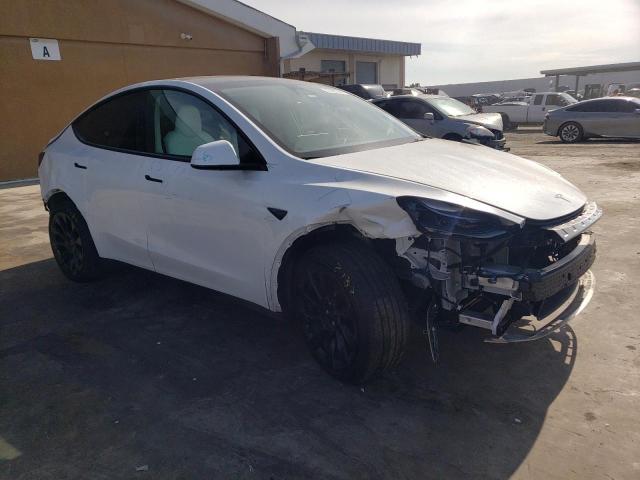 7SAYGDEE6PF696873 Tesla Model Y  4